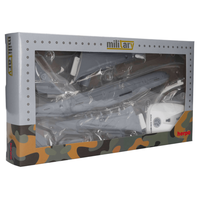 Herpa Snap-Fit Flugzeugmodell NATO Airbus A330 MRTT Multinational Multirole Tanker Unit Eindhoven Air Base – T-061 (1:200)